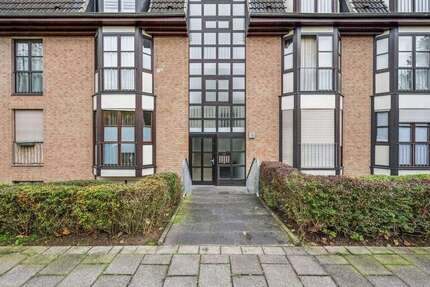 Wohnung zum Kaufen in Düsseldorf 299.000,00 € 77 m²