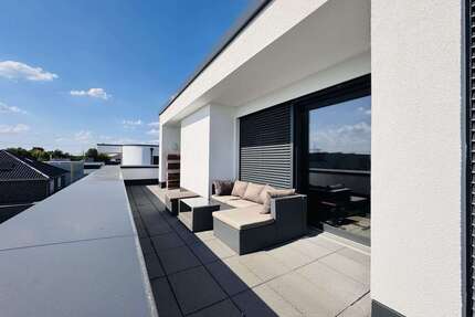 Wohnung zum Mieten in Langenfeld 1.900,00 € 120 m²