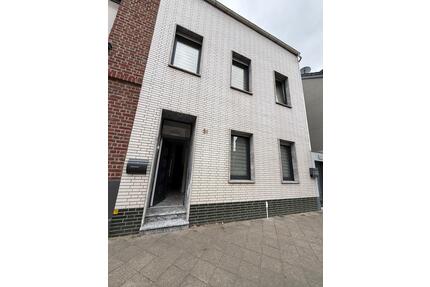 Modernisiertes EFH mit Dachterrasse – Privat ⭐ - Mönchengladbach Süd