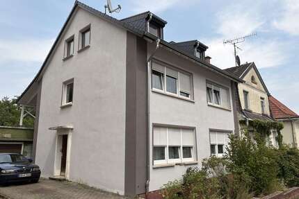 Haus zum Kaufen in Saarbrücken Dudweiler 180.000,00 € 129 m² - Saarbrücken / Dudweiler