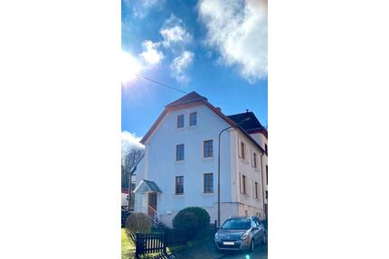 RENOVIERTES EINFAMILIENHAUS, IN RUHIGER SACKGASSE GELEGEN - Neunkirchen