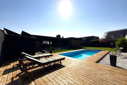 Exklusiver Bungalow mit Pool, Sauna & Kamin in Rheine-Mesum