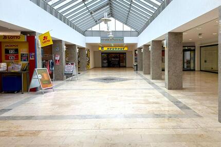 Gewerbefläche 55 m², EG, Schaufenster zur Fußgängerzone - die ersten Monate mietfrei - Sömmerda