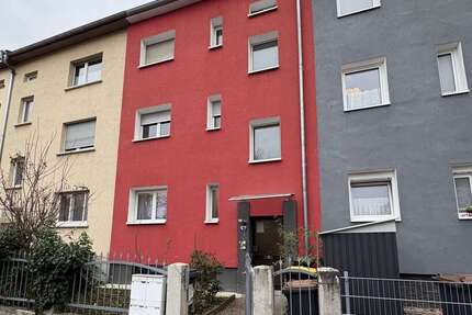 Haus zum Kaufen in Frankfurt am Main 810.000,00 € 201 m²
