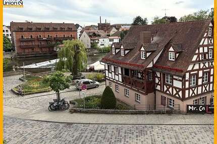 Haus zum Kaufen in Lauf an der Pegnitz 499.000,00 € 281 m²