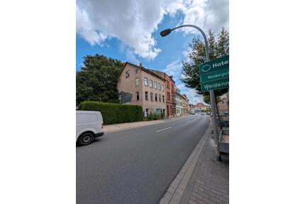 Sanierungsbedürftiges Haus am Bastmarkt 33 in 99974 Mühlhausen - Mühlhausen (Thüringen)