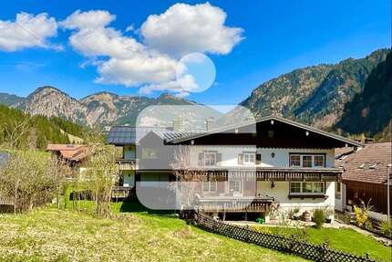 Haus zum Kaufen in Bad Hindelang 899.000,00 € 370 m²