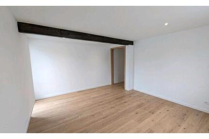 Frisch sanierte 3,5-Zimmer-Wohnung (70 m²) - Erdgeschoss - Griesheim