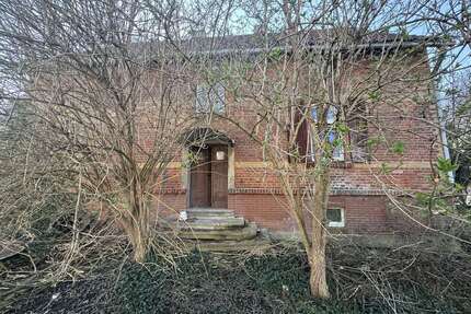 Haus zum Kaufen in Deuben-Teuchern 45.000,00 € 0 m²