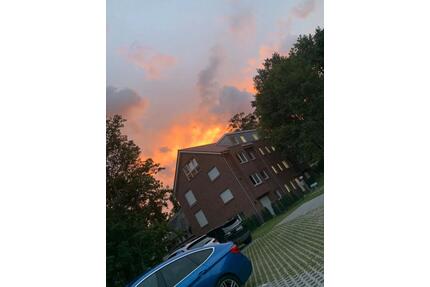 Exklusive 3- Zimmer- Wohnung in Kleinmachnow mit Balkon und EBK