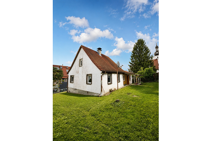 Haus zum Kaufen in Suhl 69.800,00 € 90 m²
