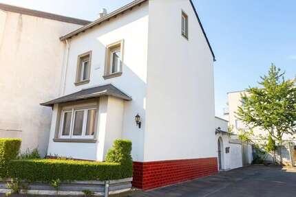 Haus zum Kaufen in Bonn Bad Godesberg 179.000,00 € 64.51 m² - Bonn / Bad Godesberg