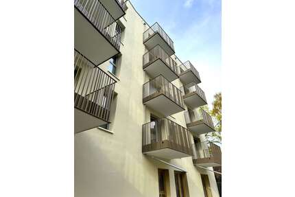 Wohnung zum Mieten in Berlin 580,90 € 23.71 m²
