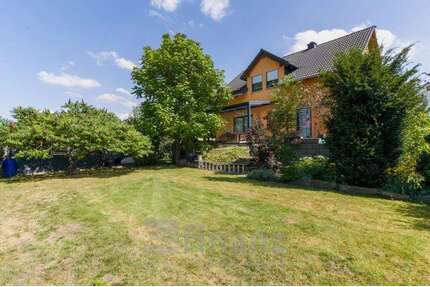 Haus zum Kaufen in Oberlungwitz 429.000,00 € 139.6 m²