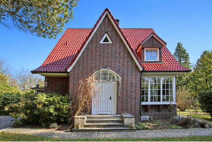 Stilvolles Haus mit historischem Charme und großzügigem Garten - Hamburg-Wohldorf-Ohlstedt