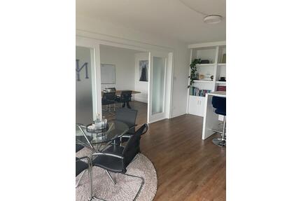 Zwei möblierte Büroräume in exklusiver Lage an der Alster + Mit Nutzung der Gemeinschaftsflächen - Hamburg Altstadt