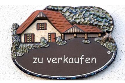 Wohnhaus mit Einliegerwohnung - 899.000,00&nbsp;EUR Kaufpreis, ca.&nbsp; 319,00&nbsp;m&sup2; in Adendorf (PLZ: 21365)