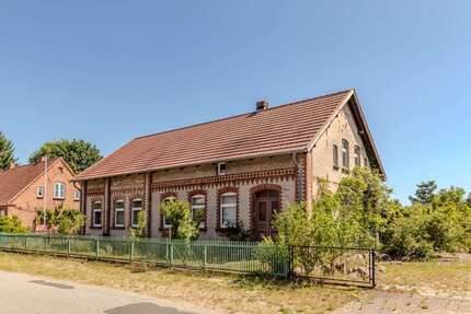 Haus zum Kaufen in Gorlosen 170.000,00 € 187 m²