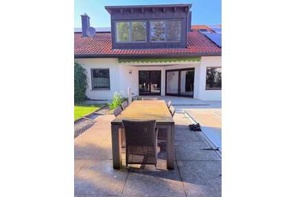 Haus zum Mieten in Eggelstetten 1.850,00 € 210 m²