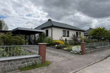 Haus zum Kaufen in Friedland 239.000,00 € 100 m²