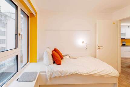 Wohnung zum Mieten in Berlin 420,00 € 10 m²