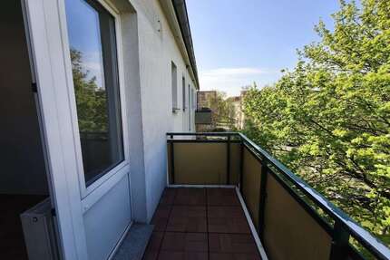 Wohnung zum Mieten in Merseburg 304,00 € 49 m²