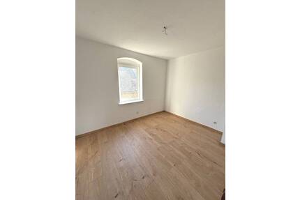 *3-Raumwohnung in Cannewitz bei Grimma sucht SIE*