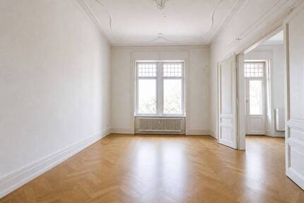 Elegante Beletage im Stilaltbau mit zwei Balkonen - Frankfurt am Main Westend-Nord