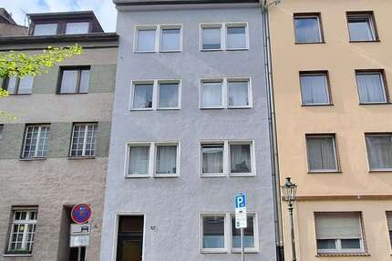 Haus zum Kaufen in Düsseldorf 1.150.000,00 € 298.5 m²