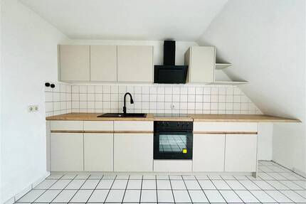 3-Zimmer-Wohnung mit neuer Küche - Top-Anbindung - Neuss Barbaraviertel