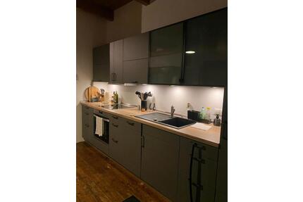 Wohnen im Herrenhaus - 1.140,00&nbsp;EUR Kaltmiete, ca.&nbsp; 90,00&nbsp;m&sup2; in Hamdorf (PLZ: 24805)