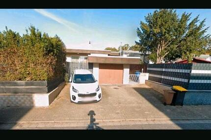 Haus Bungalow nit Einliegerwohnung - Nauheim