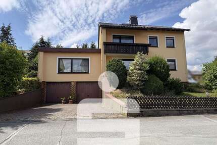 Haus zum Kaufen in Schwarzenbach a.Wald 178.000,00 € 167.89 m²