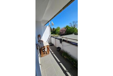 Helle 2-Zimmer-Wohnung mit Süd-Balkon, Flensburg, Friesische Str.