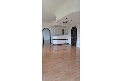 Provisionsfrei* Geräumige 4-Zi.-Wohnung Kamblickweg, 104 m², bezugsfrei - Essen