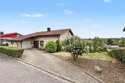 Haus zum Kaufen in Buchen 299.000,00 € 154.68 m²