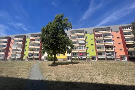 2-Raum-Wohnung mit Balkon - 270,00&nbsp;EUR Kaltmiete, ca.&nbsp; 47,99&nbsp;m&sup2; in Torgau (PLZ: 04860)