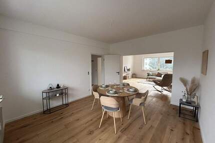 *Provisionsfrei* Wunderschöne, sanierte 4-Zimmer-Wohnung mit 2 Balkonen und Garage in Rheinnähe - Köln Neustadt-Nord