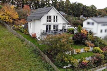 Haus zum Kaufen in Meschede 429.000,00 € 128 m²