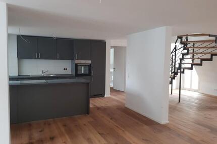 Luxuriöse Maisonette-Wohnung | saniert | Garage | Zentral | Bosch - Stuttgart Feuerbach