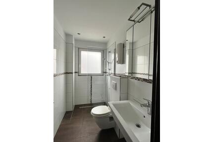 2 Zimmer Wohnung in ruhiger Lage - Mülheim an der Ruhr Broich