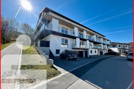 *Vermietung* 2-Zimmer-Wohnung in 94065 Waldkirchen
