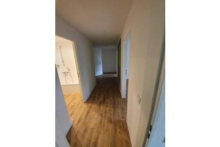 3-Zi.-Wohnung in Kiel-Wellsee - 695,00&nbsp;EUR Kaltmiete, ca.&nbsp; 65,00&nbsp;m&sup2; in Kiel (PLZ: 24103)