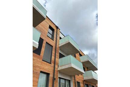 JETZT! 150.000€ KfW-Kredit pro Wohnung sichern! 3-Zimmer-Wohnung mit Balkon & PV-Fassade - Pentling Großberg