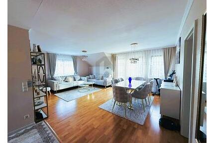 LICHTDURCHFLUTET UND RUHIG WOHNEN MIT CHARME - Leingarten