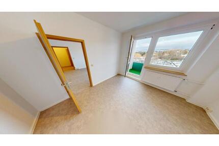 Lichterfüllte Balkonwohnung mit Dusche - Chemnitz Adelsberg