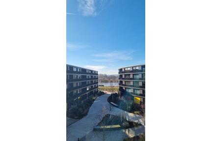 Anschauen, Staunen, Einziehen. Vollmöbliert Leben im Marina Garden. - Dresden Neustadt