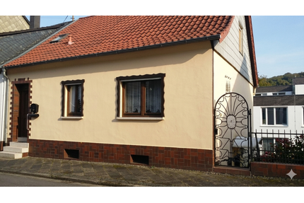 Haus zum Kaufen in Sulzbach 154.000,00 € 150 m²