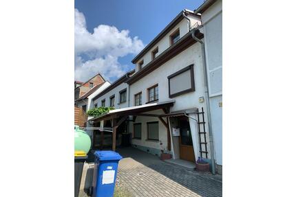 Großes Einfamilienreihenhaus (180 m²) – provisionsfrei - Werdau