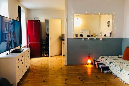 1 Zimmer Wohnung teilmöbliert Gormanstr in Berlin Mitte 850 Warm